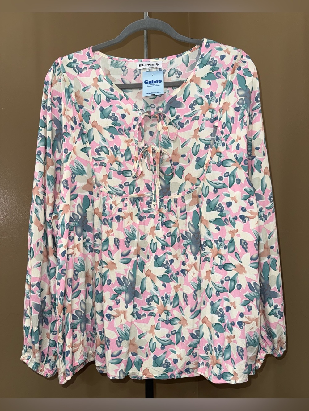 NWT ELINGS Floral Peasant Blouse - Pink Multi. Size Large.